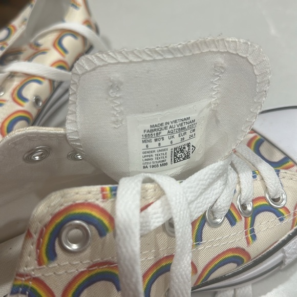 New without tags Rainbow Converse Sz 8 - Picture 3 of 4